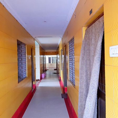 Hotel Swarg Puri Exterior foto